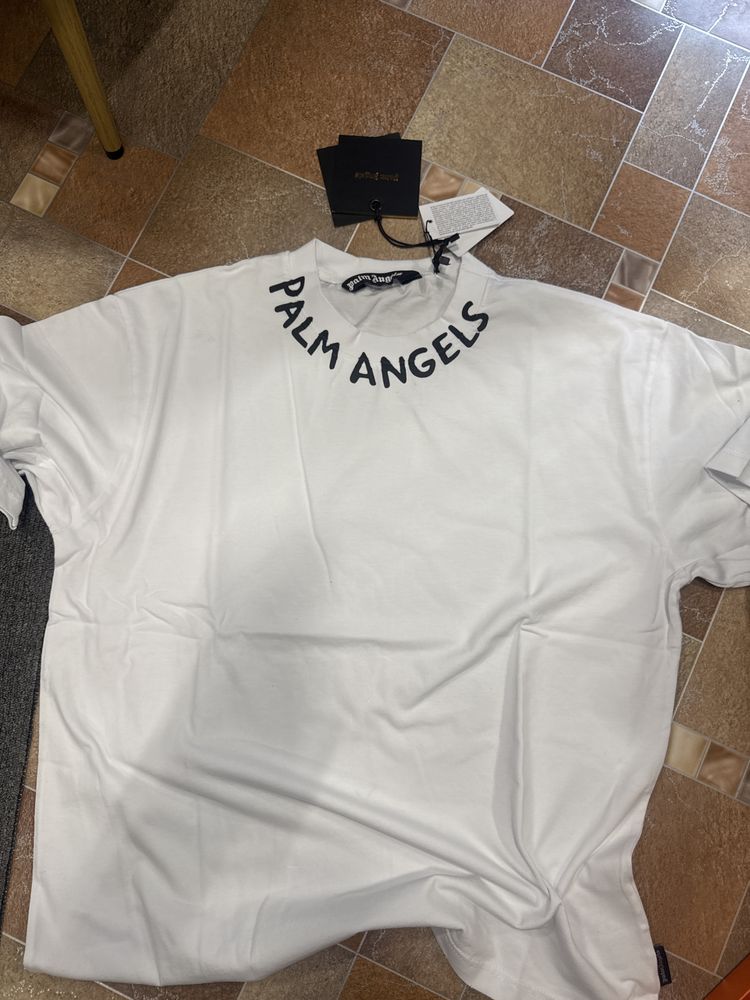 Продавам Топ модели на Palm Angels