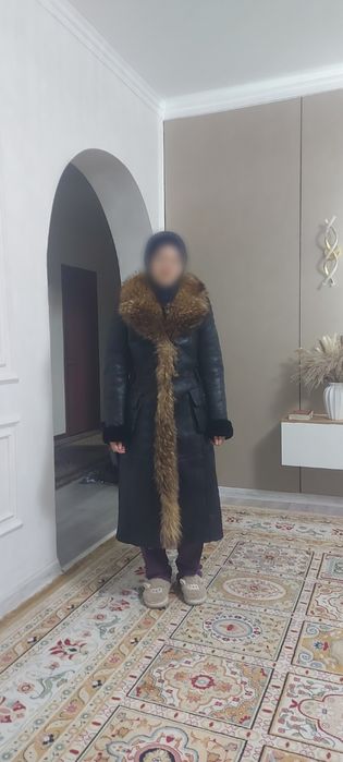 Дубленка с меховым воротником, шуба