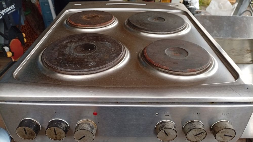 Aragaz electric       .