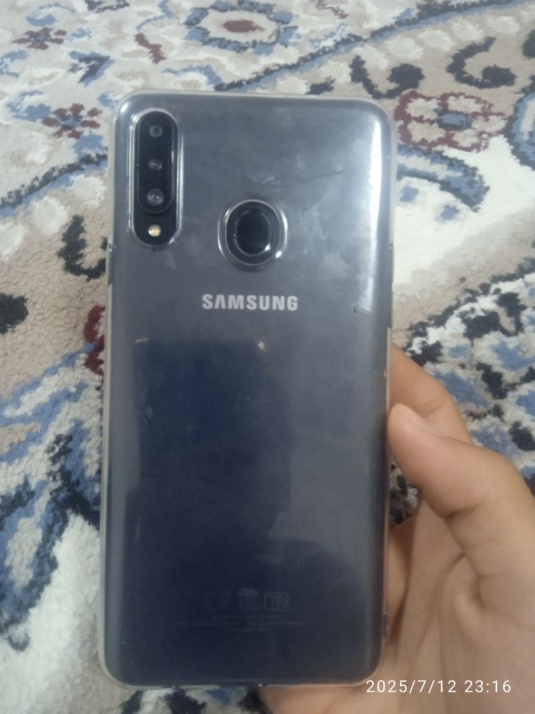 A20 s telefon sotiladi