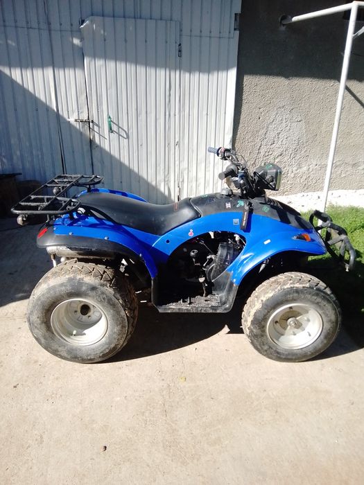 Vând ATV e-ton  150cc