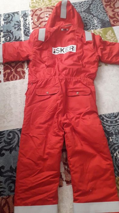 Продам комбез зимний размері s