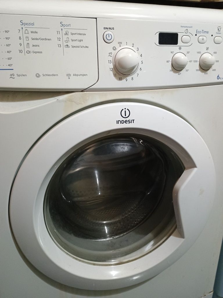 Indesit BZAW2 mașină de spălat rufe