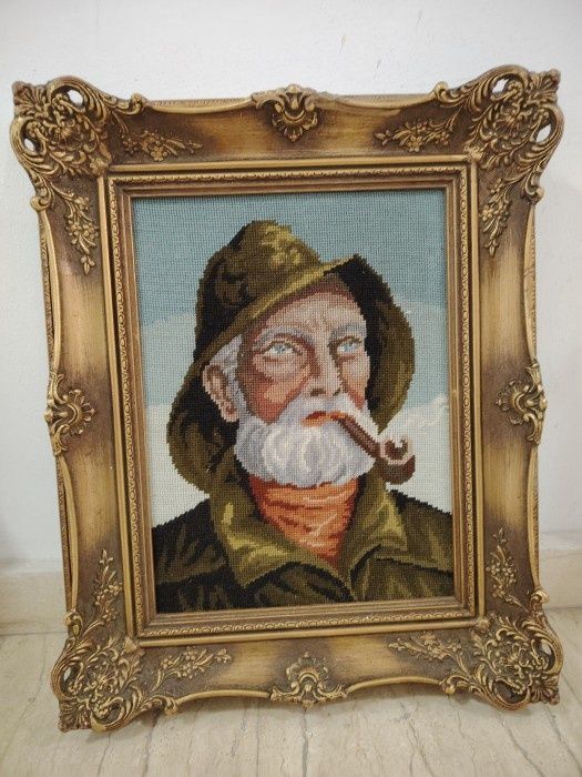 Superb goblen antic bătrânel cu pipa încadrat într-o ramă din lemn mas