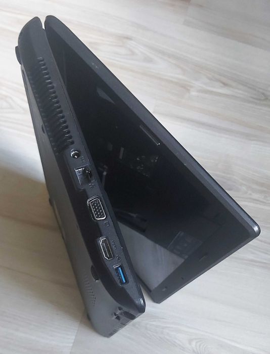 Vand laptop Asus X54C 15,6"