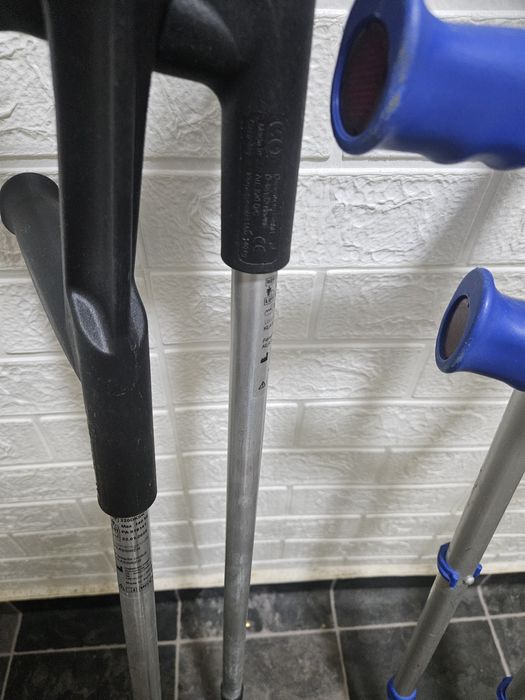 Патерица - канадка НЕМСКА , ДЕТСКИ патерици