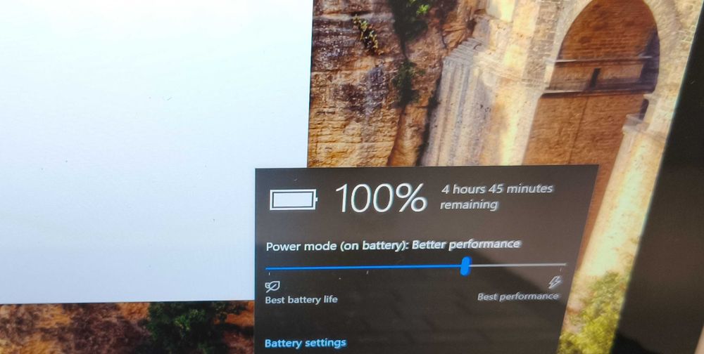 laptop ultraportabil Asus Vivobook X415EA i5 1135G7 8gb ram ssd 256gb