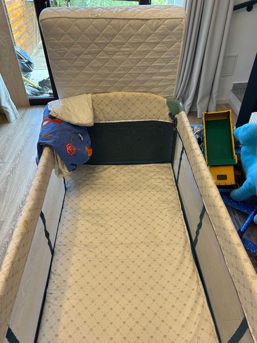 Patut pliabil cu laterala culisanta