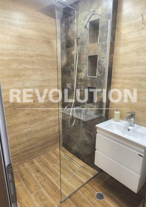 Дава се под наем Четиристаен апартамент в Варна, ВИНС - 110 кв.м за 1200 € - Снимка #7