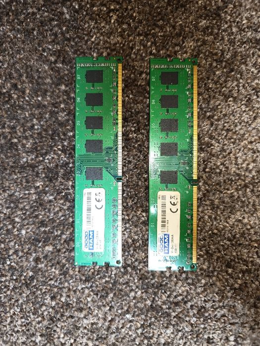 Vând piese Calculator