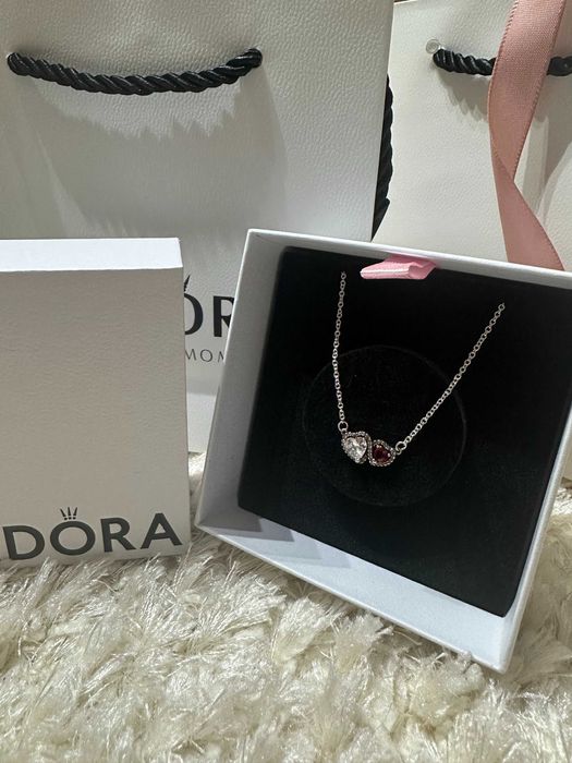 Colier Pandora inima rosie si alba