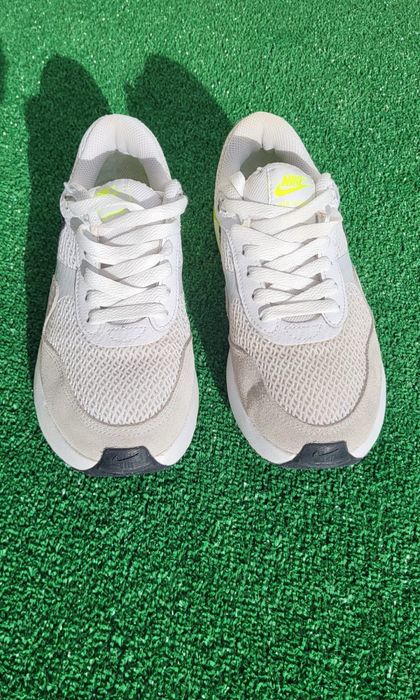 Дамски маратонки Nike Air