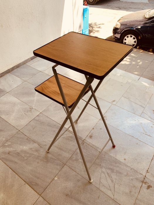 Ретро сгъваем стълбичка-масичка