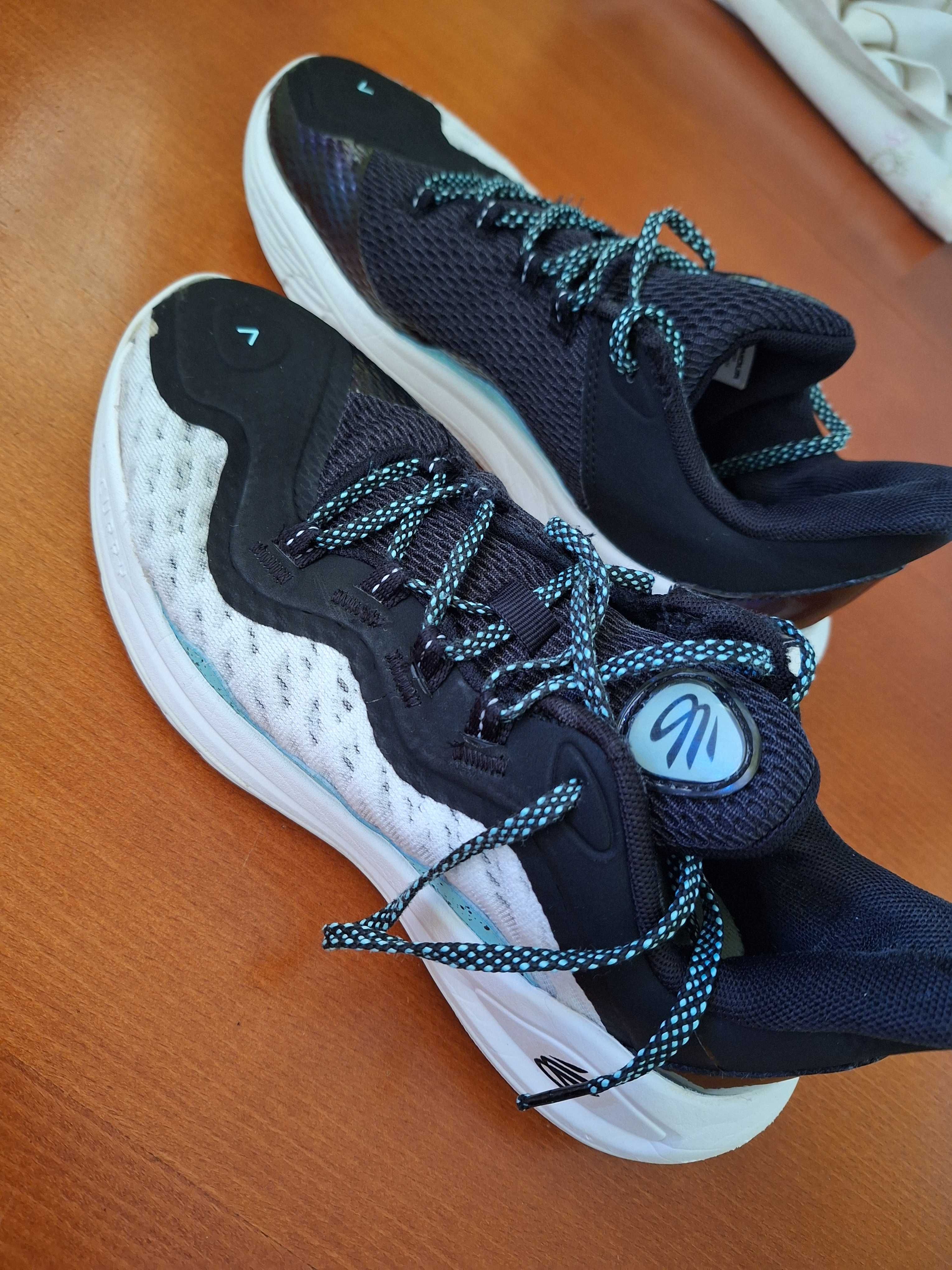Баскетболни обувки CURRY 11