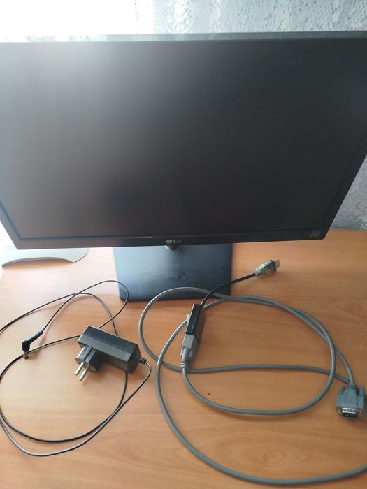 Продавам Компютри