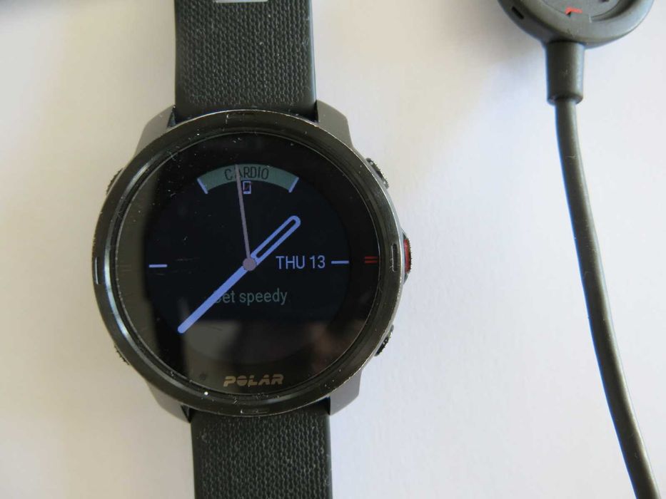 Смартчасовник Polar Grit X Outdoor Multisport GPS, M/L, черен