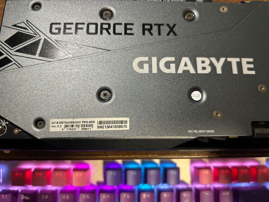 Placa video Nvidia Gigabyte Geforce RTX 3060 Ti Windforce 8GB GDDR6X