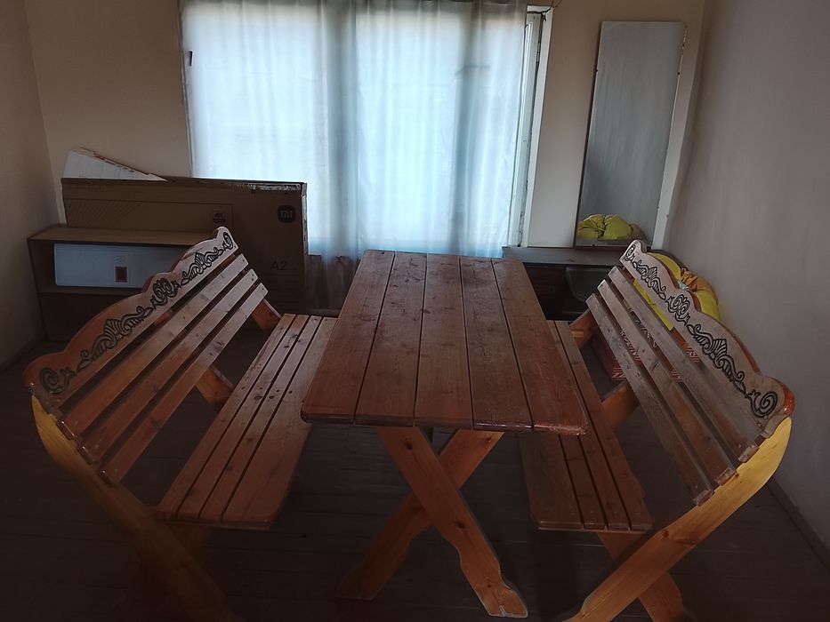 Stol stul hovli uchun