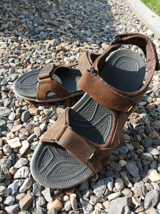 Продам мужские сандалии 44р.