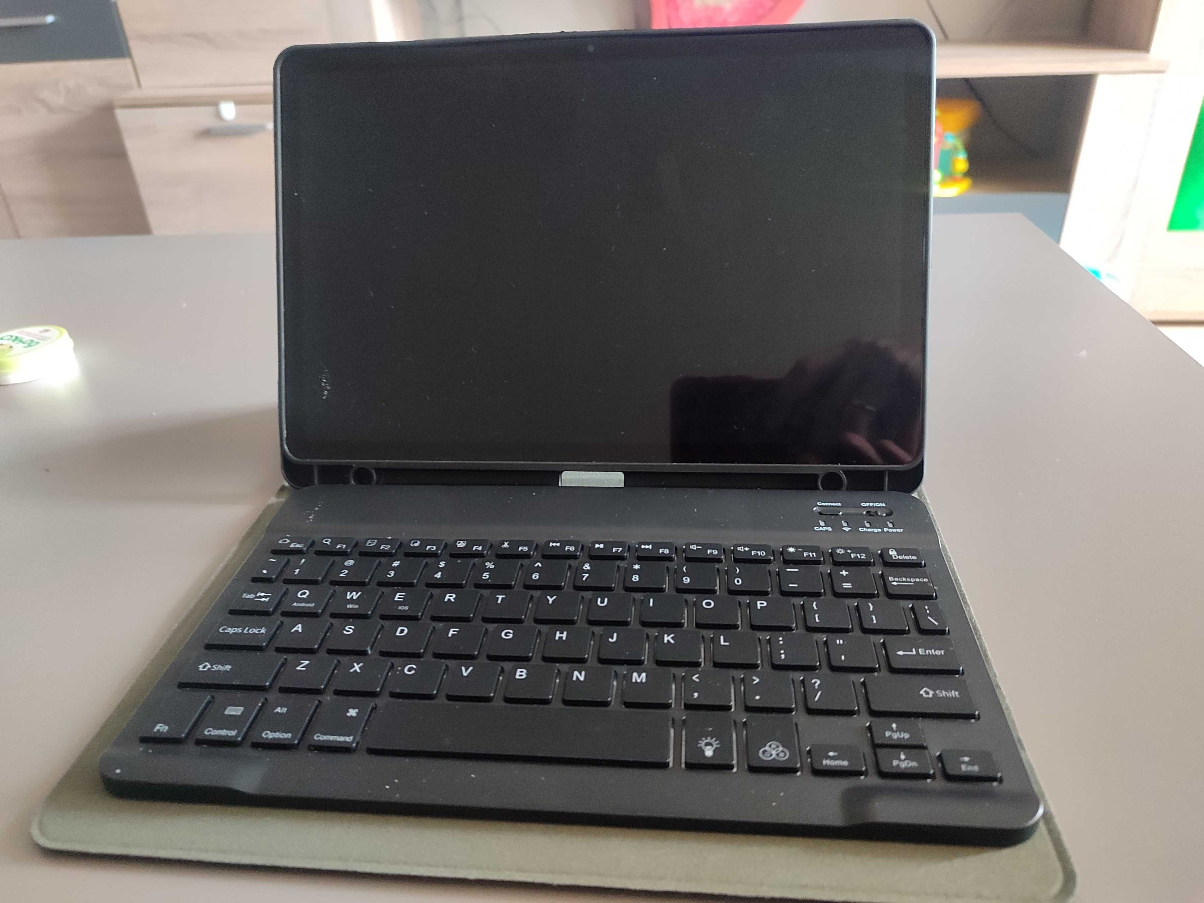 Galaxy Tab S9 5G с клавиатура