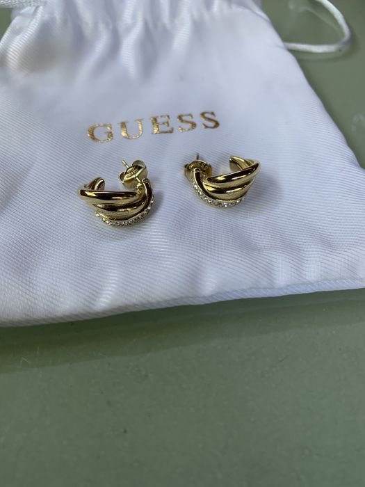 Маркови обици Guess