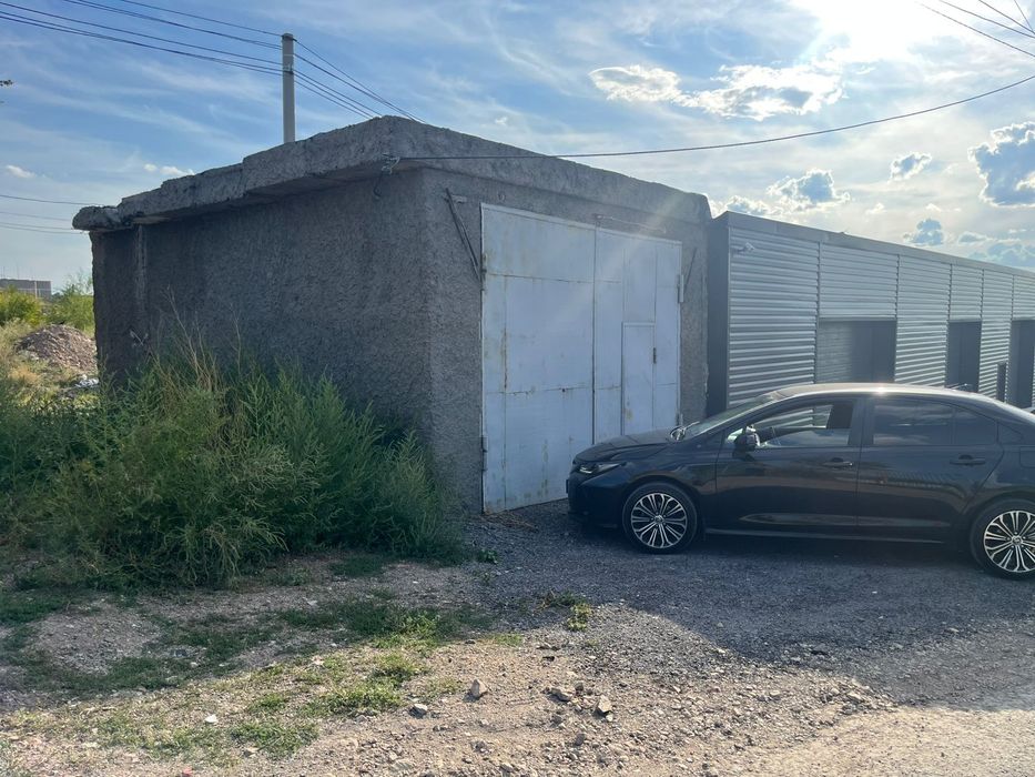 Продам гараж на Горке Дружбы