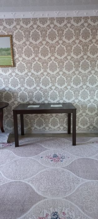 Продам стол малайзийского качества