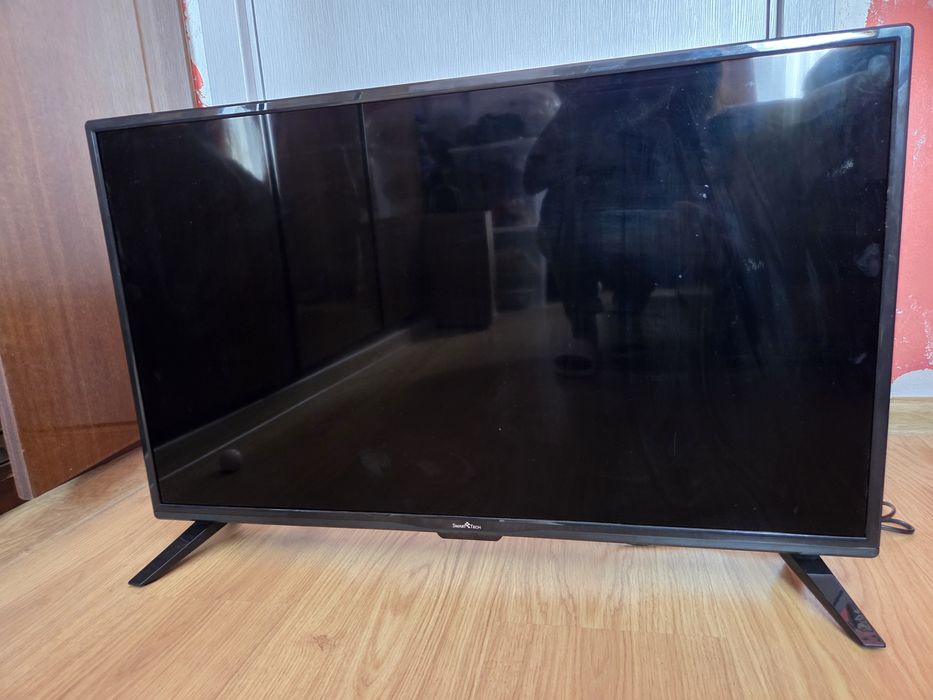 Телевизор Smart Tech 32"