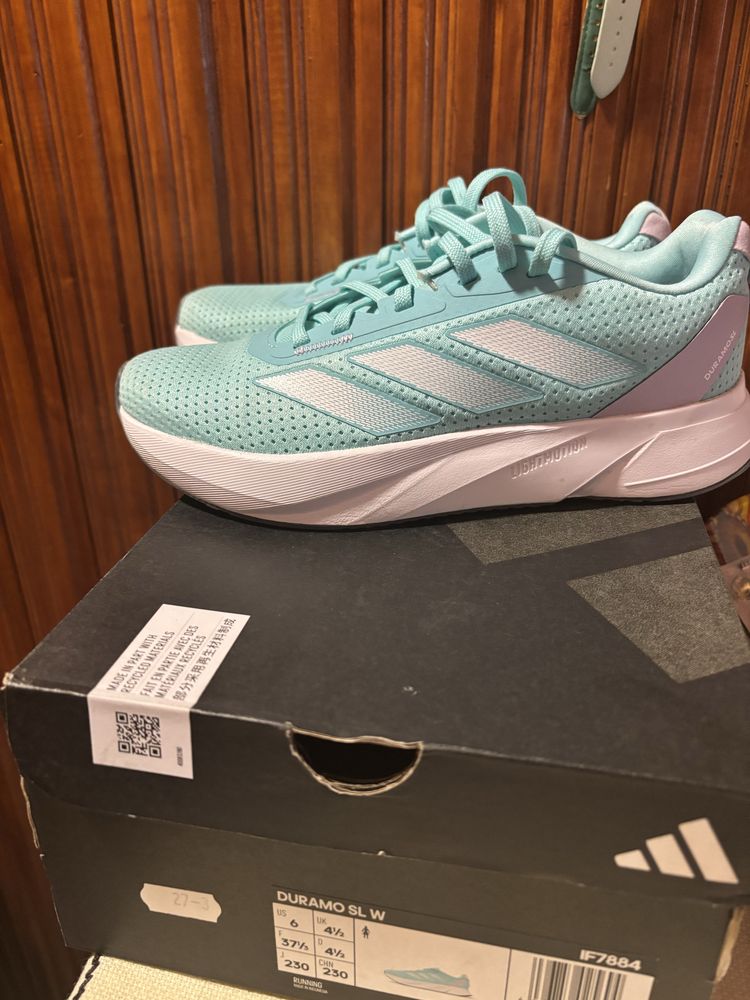 Продавам оригинални маратонки Adidas Duramo SL