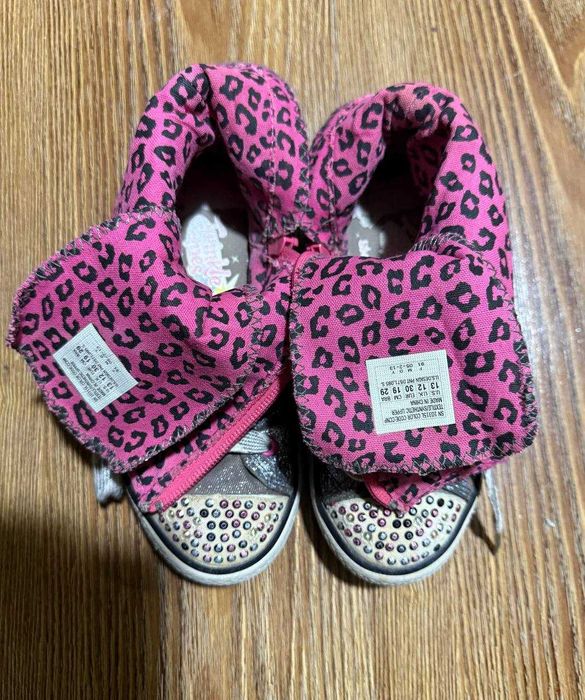 Кроссовки Skechers с подсветкой (США)