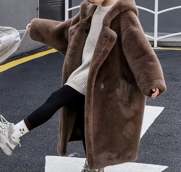 Палто от изкуствен косъм