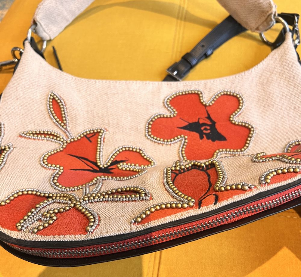 Чанта на марката Desigual