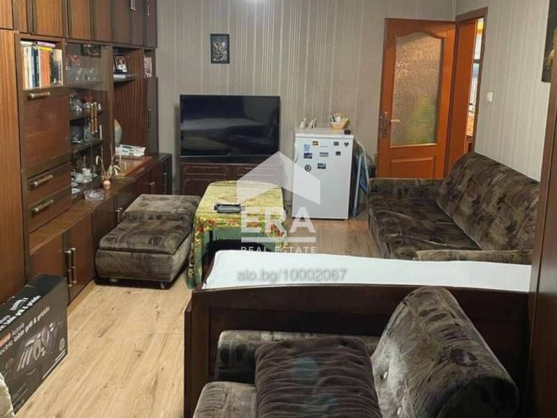 Двустаен апартамент в кв.,,Възраждане,,