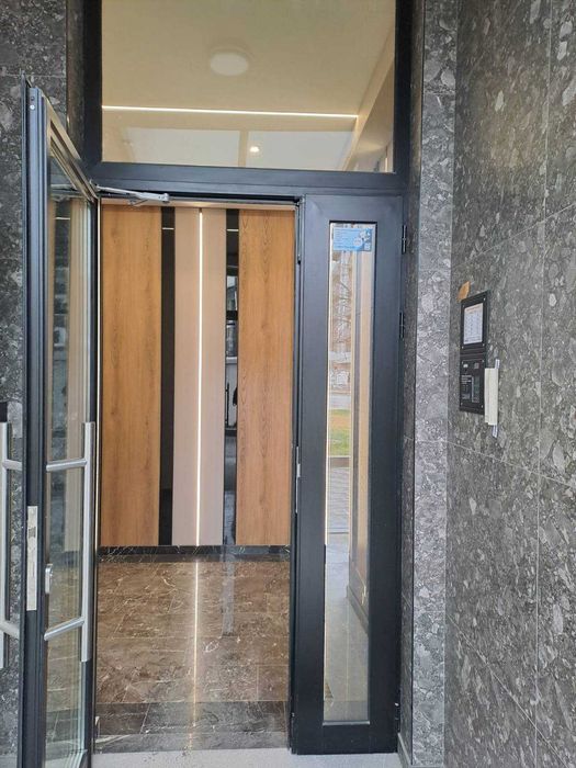 Дава се под наем Тристаен апартамент в Пловдив, Център - 90 кв.м за 765 € - Снимка #17