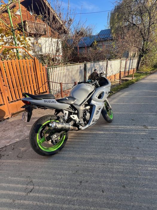 Suzuki sv650s motocicleta