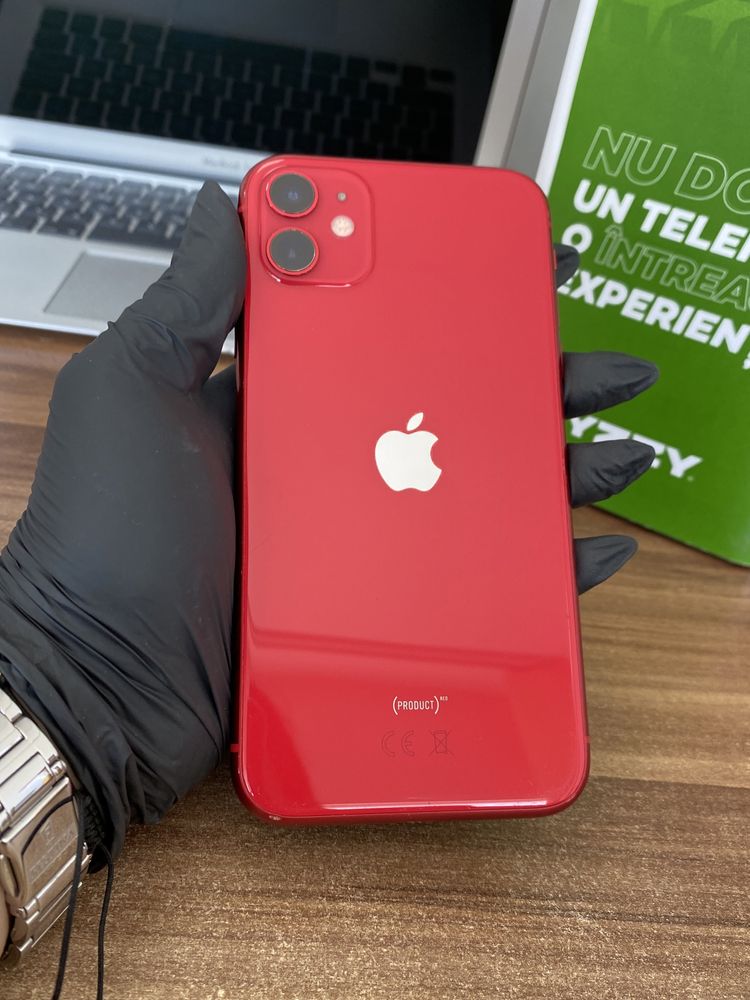 iPhone 11 / 128 GB / Red / Second |