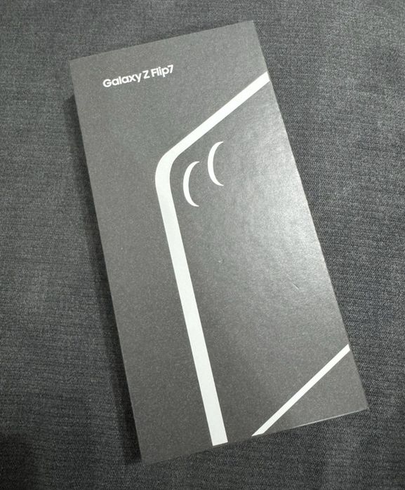 Samsung z flip 7 ultimul model nou