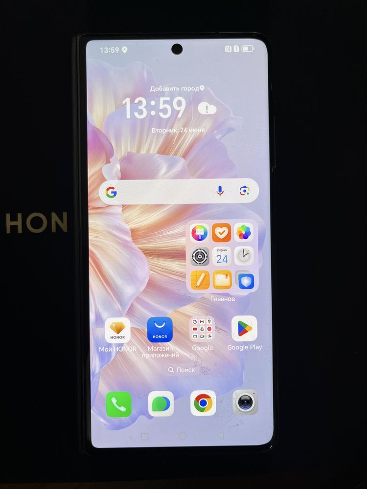 Продам смартфон Honor Magic V2