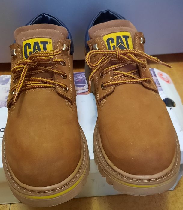 Ботинки Cat  Caterpillar новые размер 43