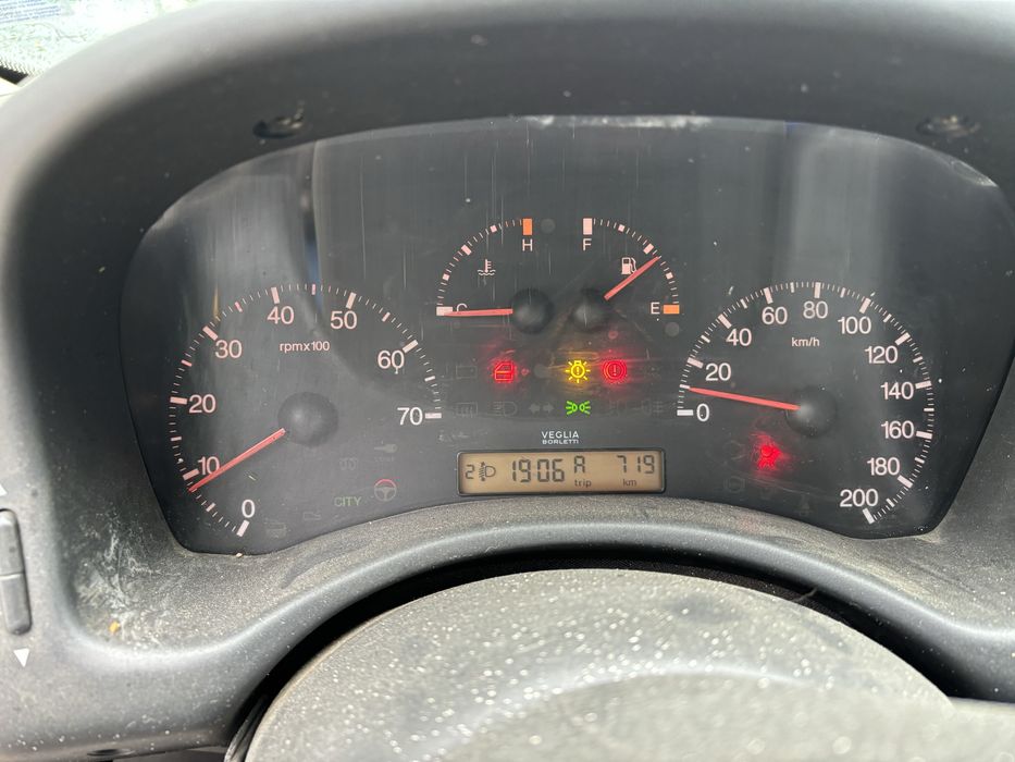 Фиат Пунто 1.9 jtd 2 броя. На части.