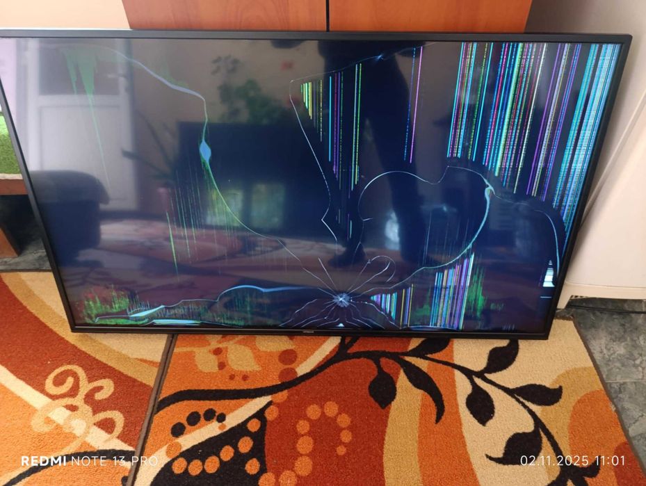 Телевизор 50 инча Hitachi 50HK5607