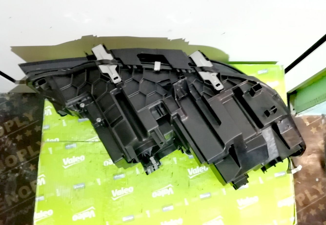 Фар фарове за БМВ 3 Г20 Г21 / BMW 3 G20 G21 BMW LED.