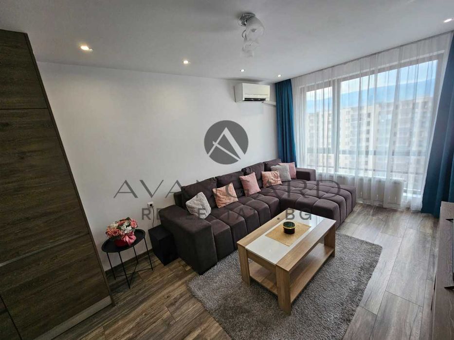 Продава се Тристаен апартамент в Пловдив, Кючук Париж - 94 кв.м за 1766 €/кв.м - Снимка #1