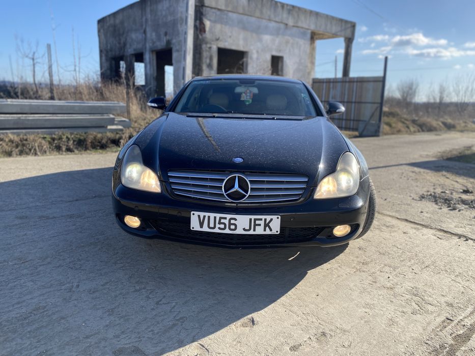 Dezmembrez Mercedes Cls320 w219