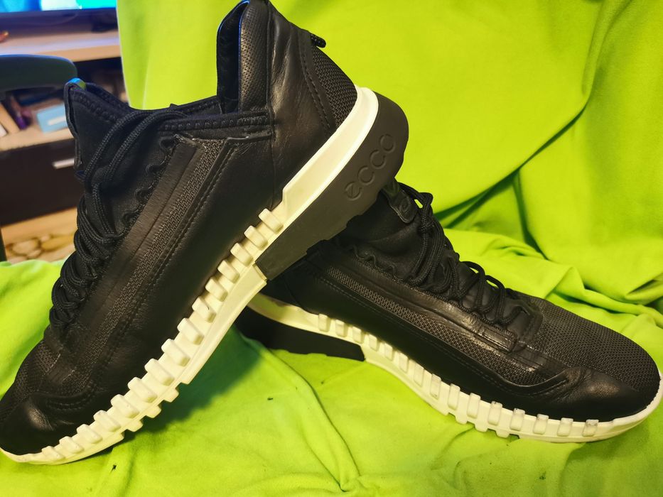 Adidasi Ecco 44 tommy lacoste huga boss polo gant gucci dolce aldo