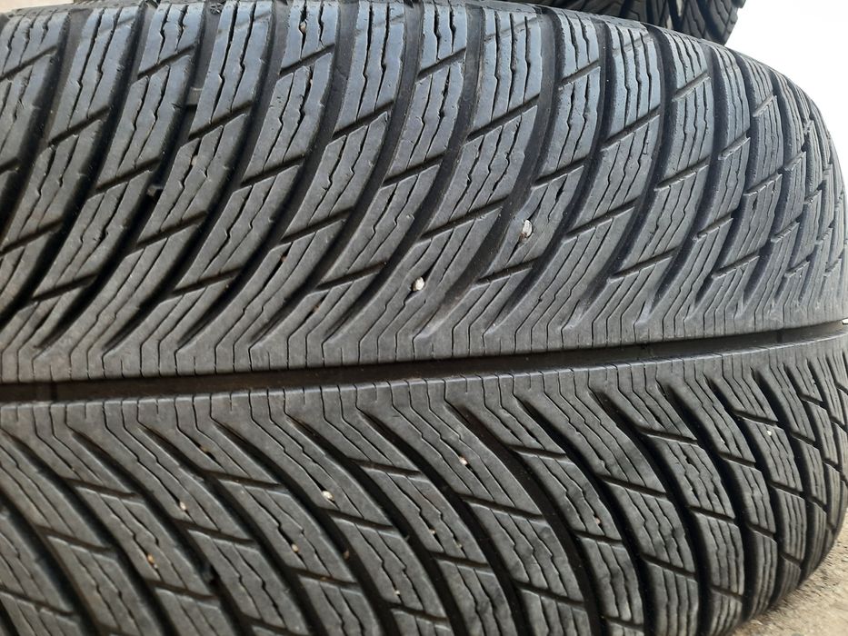 255/45/20 Мишлен Гуми Зимни с борд
