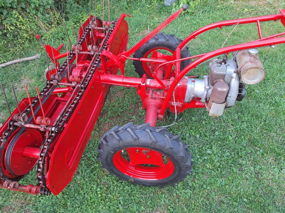 Vând motogrebla Potinger