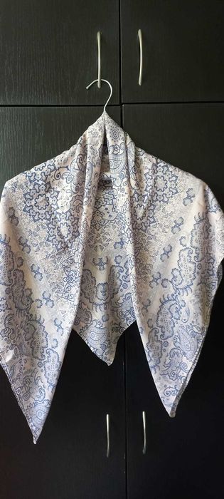 Esarfa noua matase superba