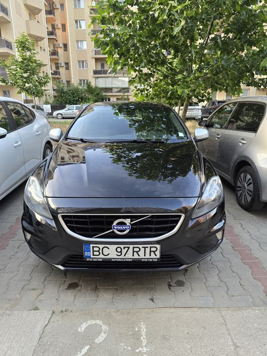 Volvo V40 D2 2.0 Diesel / 2015 / Negru / Interior piele / Euro 6