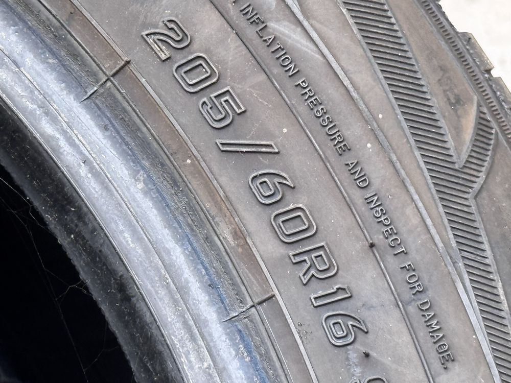 205/60/R16 Falken Eurowinter 4бр зимни dot2022 7мм